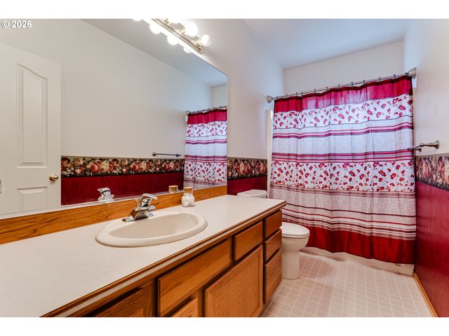 3513 KENDRA St, Eugene, OR 97404