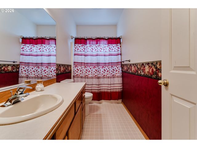 3513 KENDRA St, Eugene, OR 97404