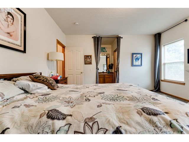 3513 KENDRA St, Eugene, OR 97404