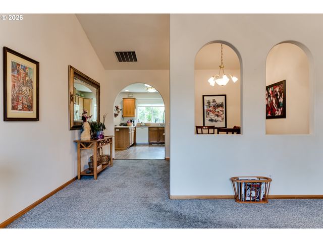 3513 KENDRA St, Eugene, OR 97404