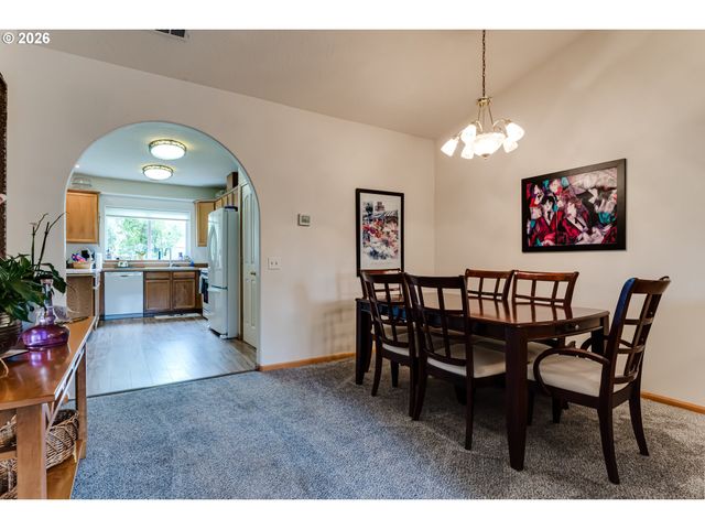 3513 KENDRA St, Eugene, OR 97404