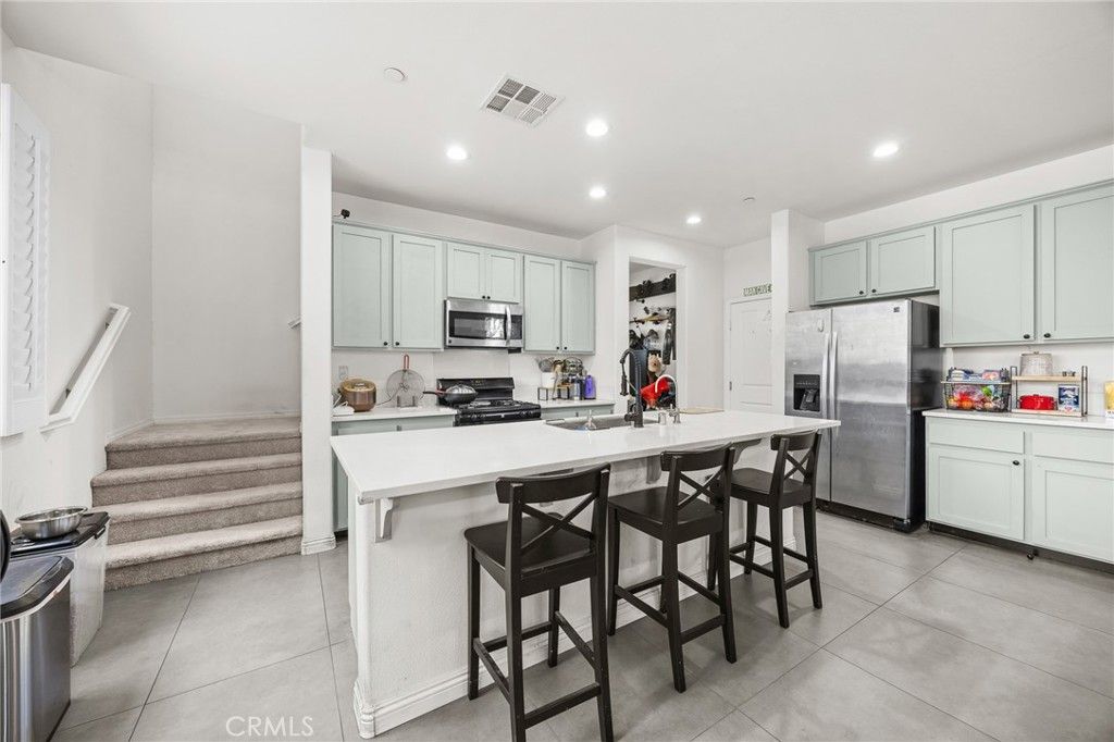 Image 15 of property listing at 2934 S Via Belamaria, Ontario, CA 91762