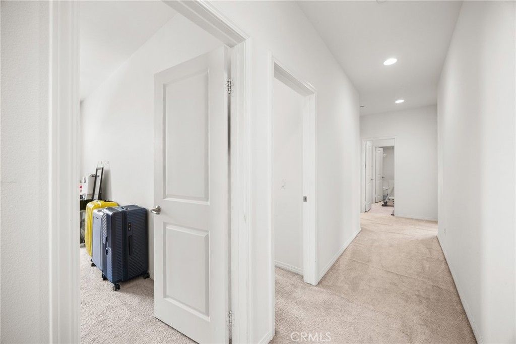 Image 20 of property listing at 2934 S Via Belamaria, Ontario, CA 91762