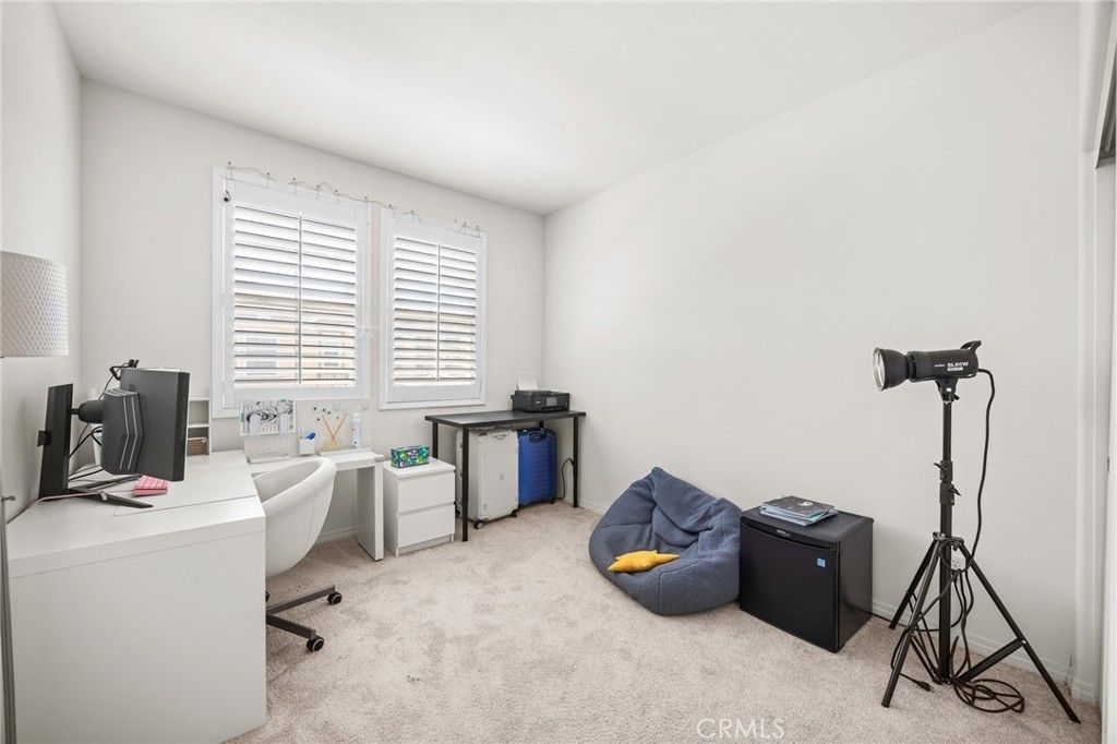 Image 33 of property listing at 2934 S Via Belamaria, Ontario, CA 91762