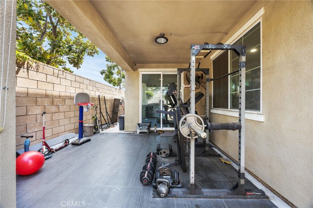 Image 38 of property listing at 2934 S Via Belamaria, Ontario, CA 91762