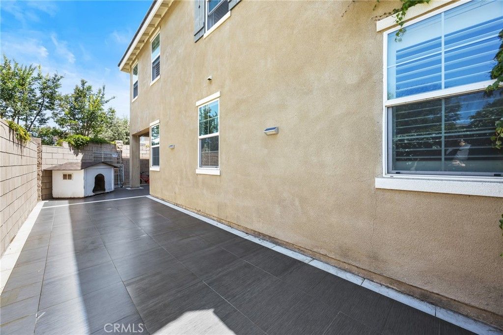 Image 39 of property listing at 2934 S Via Belamaria, Ontario, CA 91762