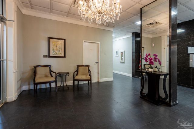 825 Bayshore Dr 508, Pensacola, FL 32507