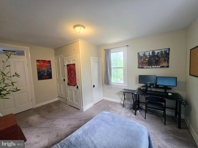 417 W BURKE ST, Martinsburg, WV 25401