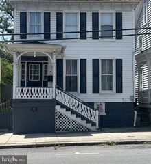 417 W BURKE ST, Martinsburg, WV 25401