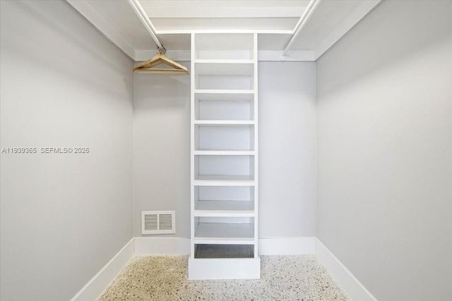 2727 Yacht Club Blvd 2C, Fort Lauderdale, FL 33304