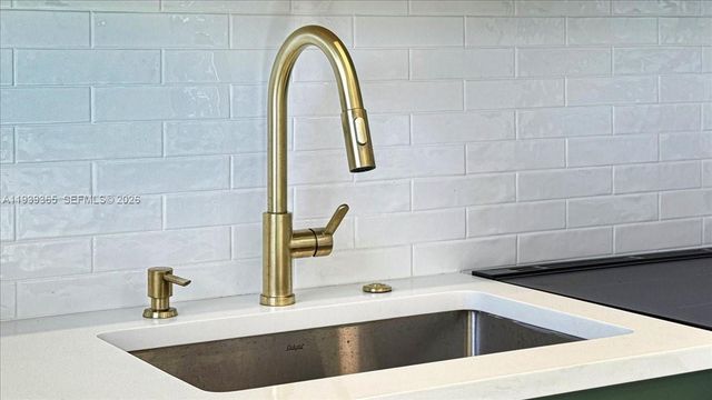 2727 Yacht Club Blvd 2C, Fort Lauderdale, FL 33304