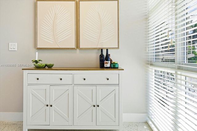 2727 Yacht Club Blvd 2C, Fort Lauderdale, FL 33304