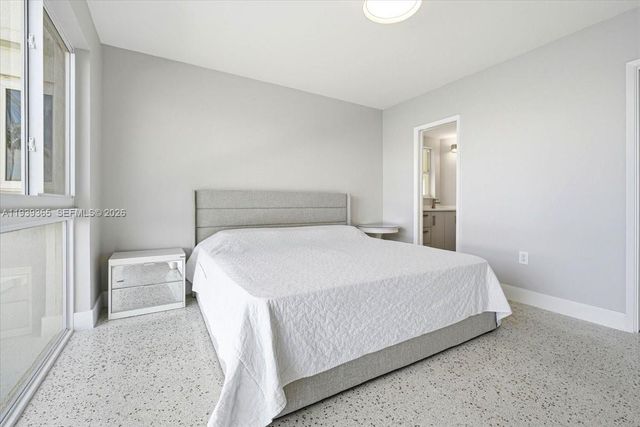 2727 Yacht Club Blvd 2C, Fort Lauderdale, FL 33304