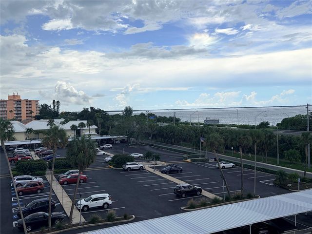 7100 SUNSHINE SKYWAY LANE S 503, St Petersburg, FL 33711