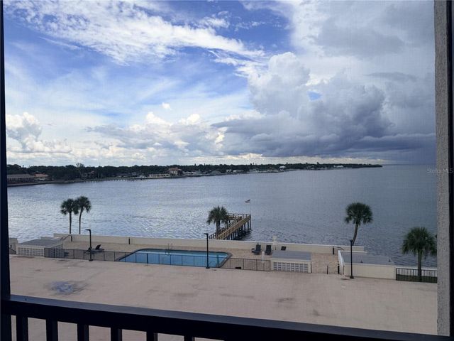 7100 SUNSHINE SKYWAY LANE S 503, St Petersburg, FL 33711