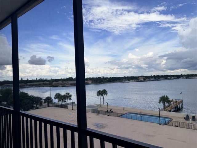 7100 SUNSHINE SKYWAY LANE S 503, St Petersburg, FL 33711