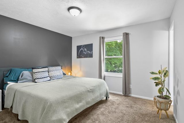 994 US-31 N, Torch Lake Twp, MI 49648