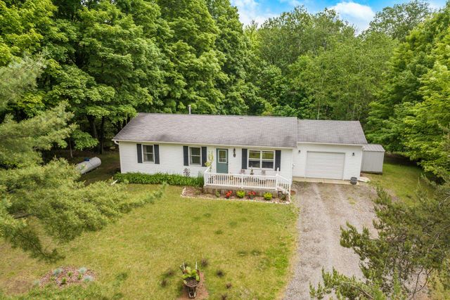 994 US-31 N, Torch Lake Twp, MI 49648