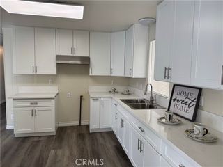 200 W san bernardino Avenue 76, Rialto, CA 92376