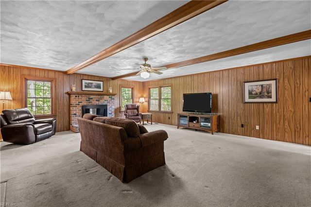 1109 Baileywick DR, Virginia Beach, VA 23455