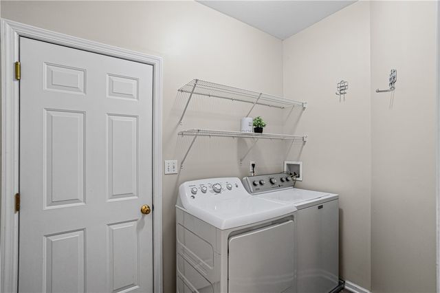 1305 Rosem Court, Franklin Park, PA 15143
