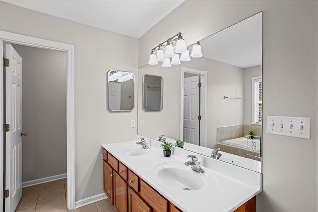 1305 Rosem Court, Franklin Park, PA 15143