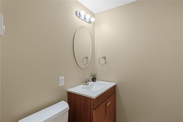 1305 Rosem Court, Franklin Park, PA 15143