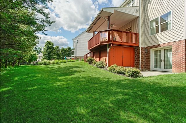 1305 Rosem Court, Franklin Park, PA 15143