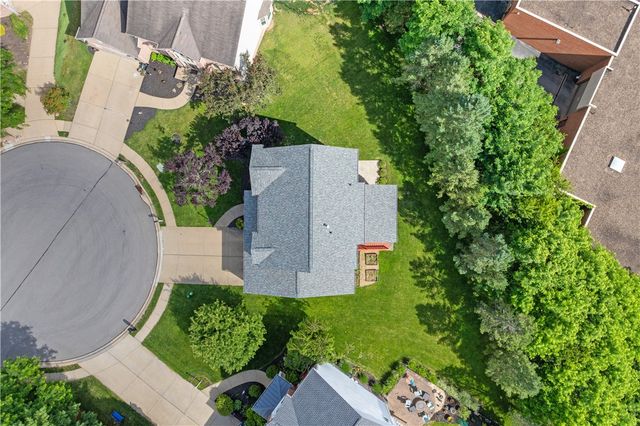 1305 Rosem Court, Franklin Park, PA 15143