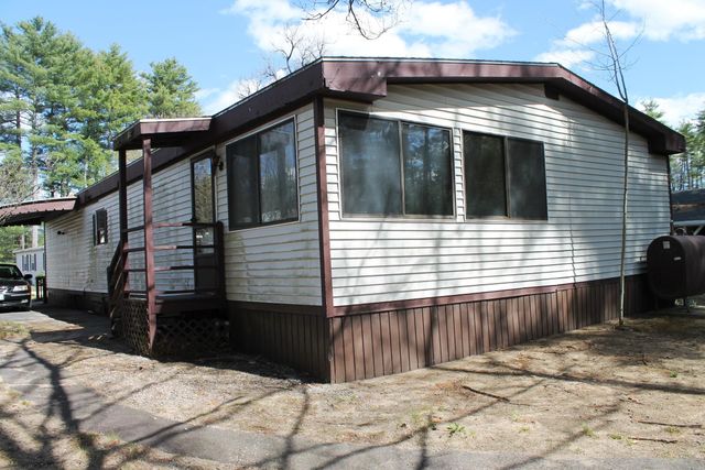 106 Donald Drive, Goffstown, NH 03045