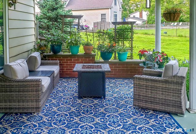 9 Delno Drive, Danbury, CT 06811