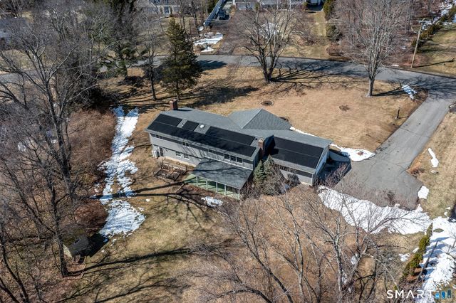 9 Delno Drive, Danbury, CT 06811