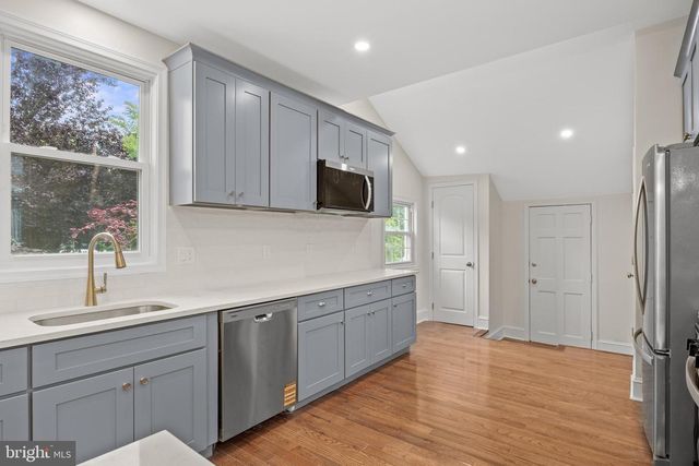 637 GARFIELD AVE, Palmyra, NJ 08065
