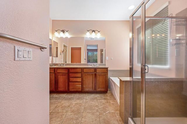 1262 Torrington Ln, Lincoln, CA 95648