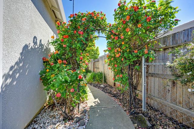 1262 Torrington Ln, Lincoln, CA 95648