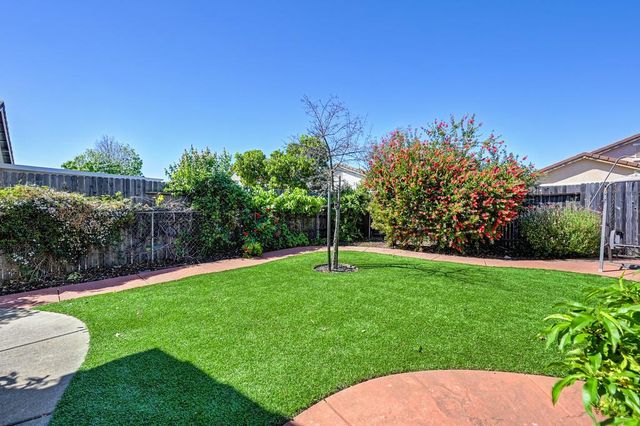 1262 Torrington Ln, Lincoln, CA 95648