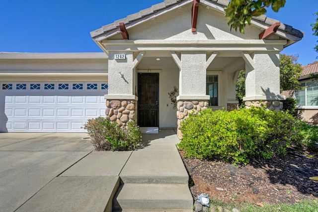 1262 Torrington Ln, Lincoln, CA 95648