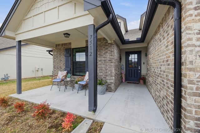 7512 E 89th Street N, Owasso, OK 74055