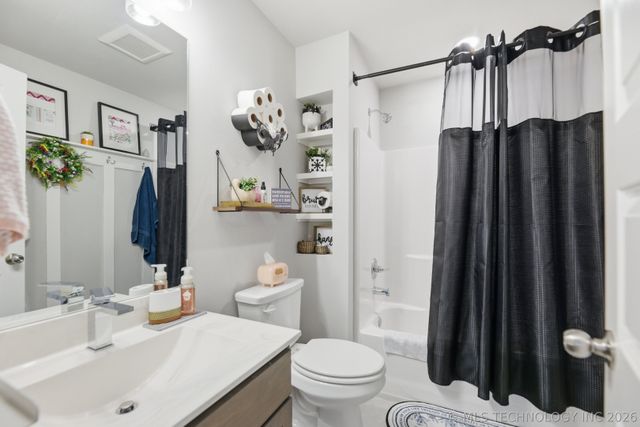 7512 E 89th Street N, Owasso, OK 74055