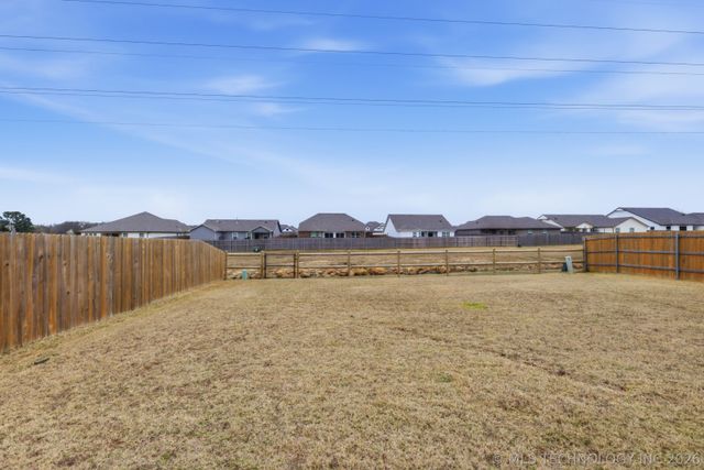 7512 E 89th Street N, Owasso, OK 74055