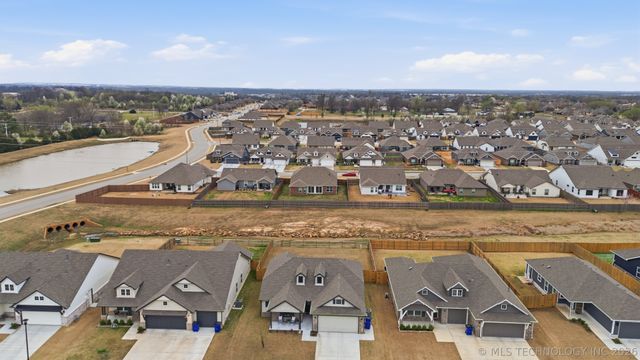 7512 E 89th Street N, Owasso, OK 74055