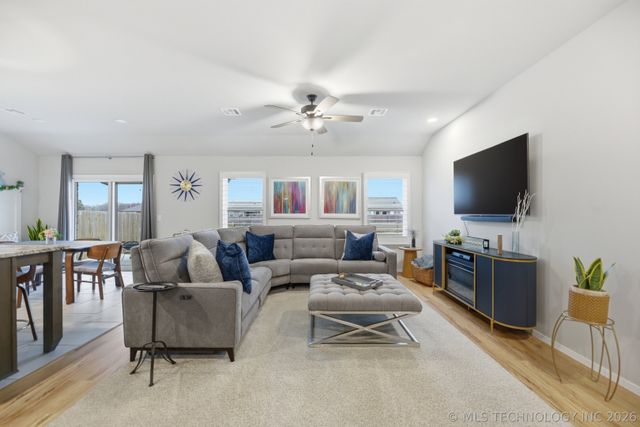 7512 E 89th Street N, Owasso, OK 74055