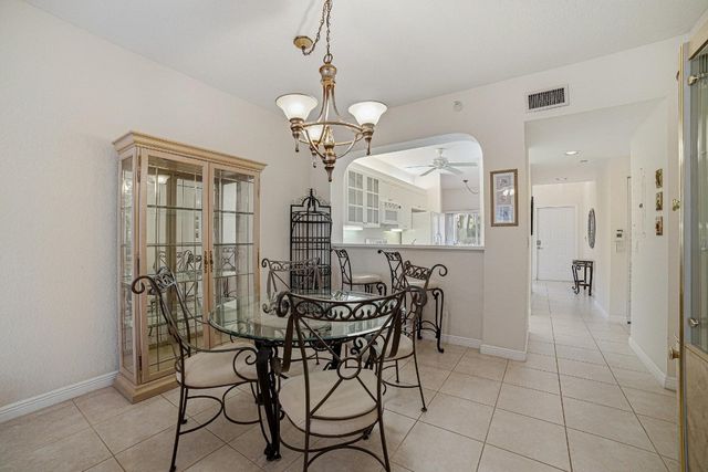 7623 Southampton Terrace 112, Tamarac, FL 33321