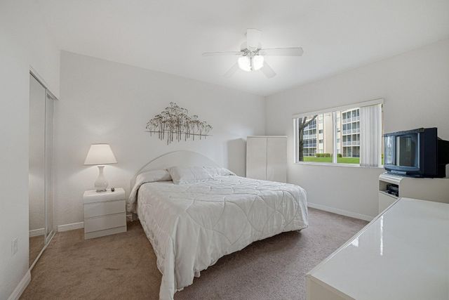 7623 Southampton Terrace 112, Tamarac, FL 33321