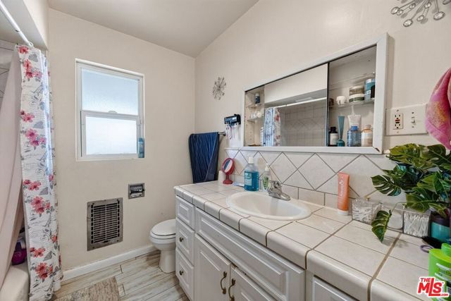 807 Shalimar Drive, Bakersfield, CA 93306