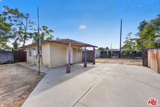 807 Shalimar Drive, Bakersfield, CA 93306