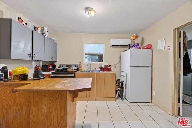 807 Shalimar Drive, Bakersfield, CA 93306