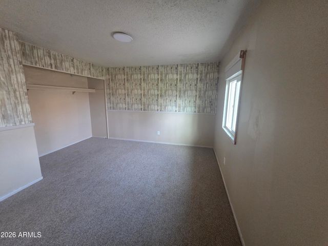 610 S YORK Drive, Kearny, AZ 85137