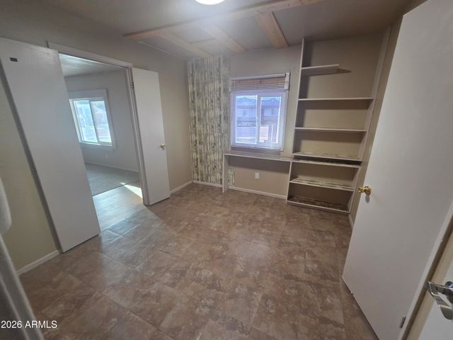 610 S YORK Drive, Kearny, AZ 85137