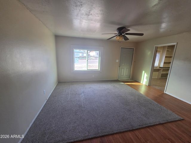 610 S YORK Drive, Kearny, AZ 85137